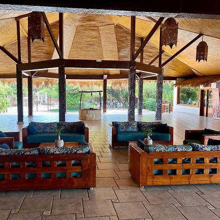 Royal Horizon Baobab Hotel โซโมน ภายนอก รูปภาพ