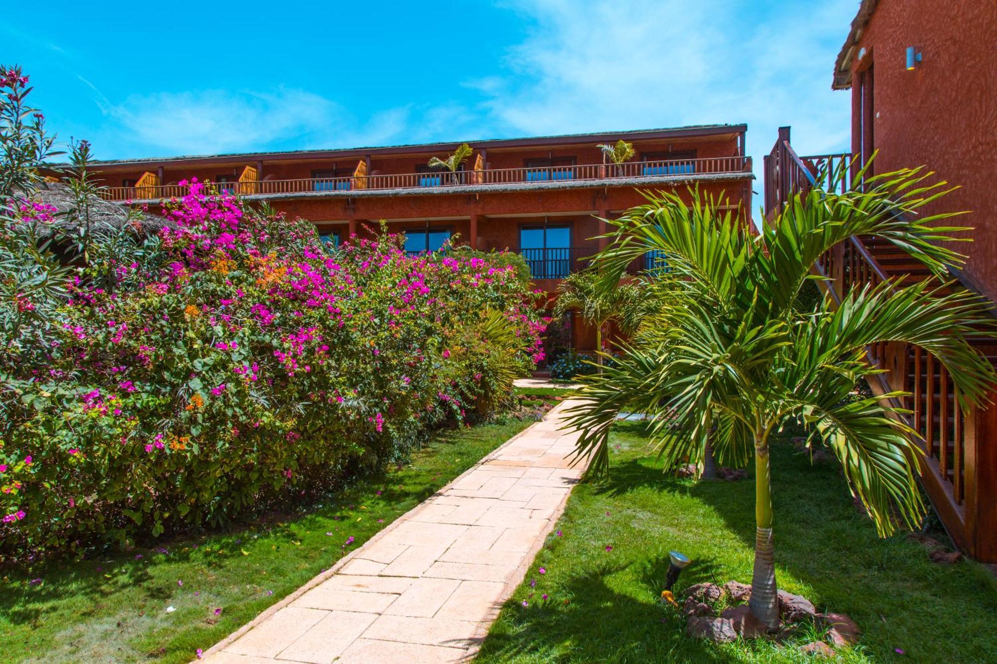 Royal Horizon Baobab Hotel โซโมน ภายนอก รูปภาพ