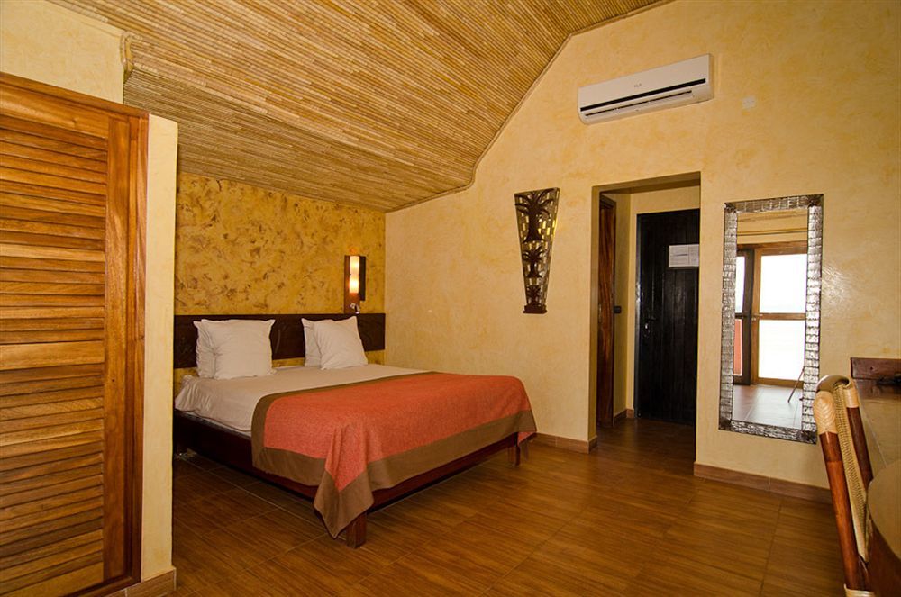 Royal Horizon Baobab Hotel โซโมน ภายนอก รูปภาพ